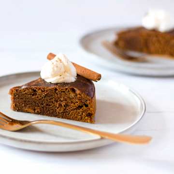 Gluten-Free Spiced Apple & Molasses Cake
