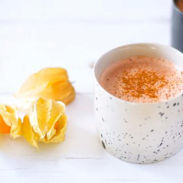 Hot Spiced Apple &  Carrot Juice