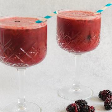 Apple & Blackberry Cocktail