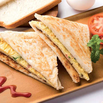 Omelet Sandwich