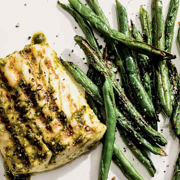 Grilled Pesto Cod With Green Beans