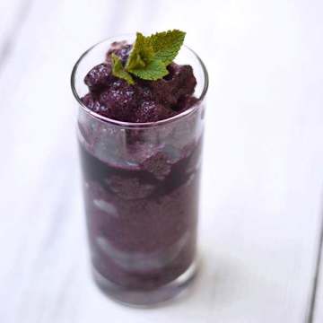 Healthy Blueberry Slushies