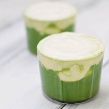 Matcha Cheesecake Tea