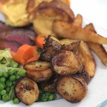 Succulent Roast Beef with Melt in the Mouth Garlic Pots