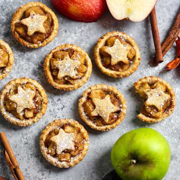 Christmas Spice Apple Pies