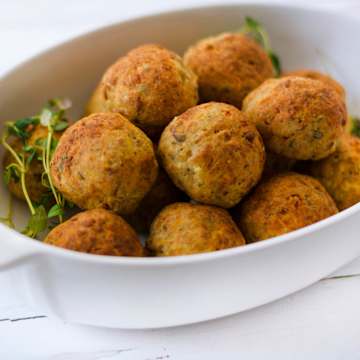 Herby Apple & Chestnut Stuffing Balls