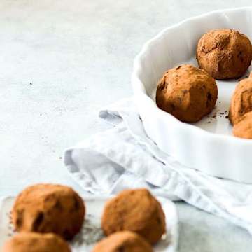 Dark Chocolate Rum Truffles