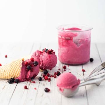 Blackcurrant Cr&egrave;me Fraiche Sorbet