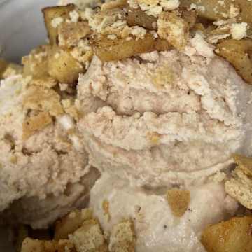Caramel Apple Cheesecake Ice Cream