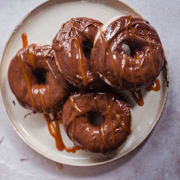 Air Fryer Doughnuts
