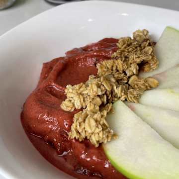 Cran-Apple Pie Smoothie Bowl