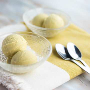 G&eacute;n&eacute;pi Gelato