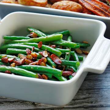 Buttery Green Beans Almondine