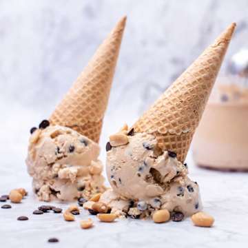 Peanut & Chocolate Chip Ice Cream