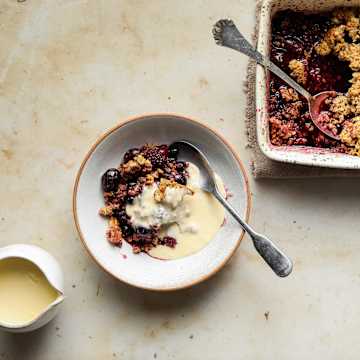 Forest Fruit Crumble