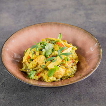 Chicken Curry One Pot, Coconut Milk and Vegetables