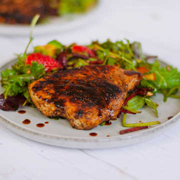 Balsamic Tuna Steak Salad