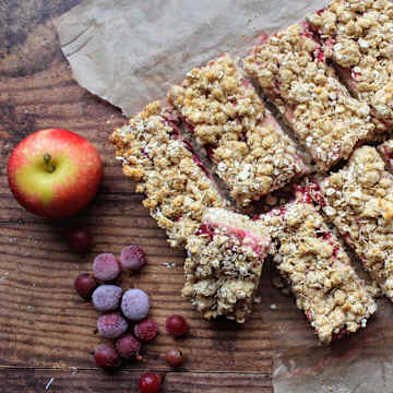 Gooseberry & Apple Crumble Bars
