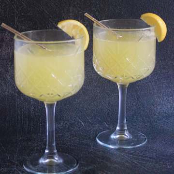 Fresh Apple Gin Fizz