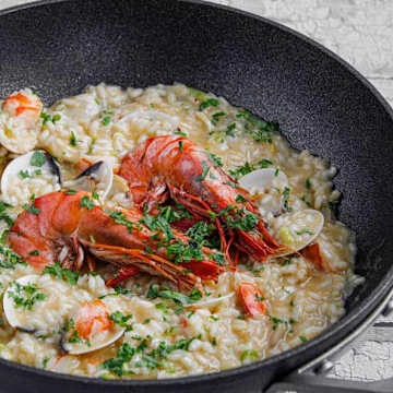 Risotto aux palourdes et aux crevettes
