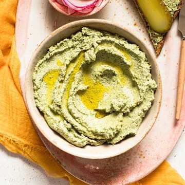 Tartinade de tournesol et d'ail sauvage