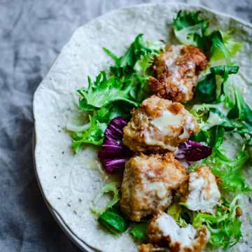 Bouch&eacute;es de poulet aux &eacute;pices indiennes