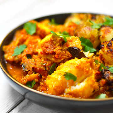 MORUE AU CURRY AVEC POMMES DE TERRE
