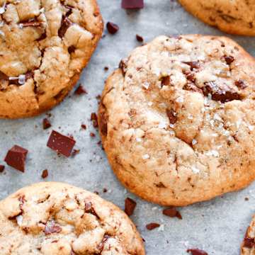 Nutella Stuffed Cookies