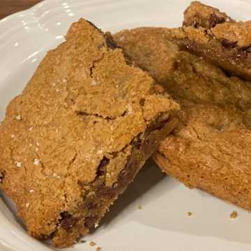 Brown Butter Chocolate Chip Blondies