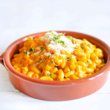 Vegane K&uuml;rbis-Makkaroni mit K&auml;se