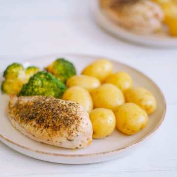 Chicken, Broccoli & Baby Potatoes