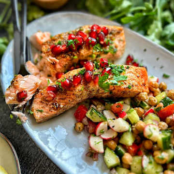 Lachsfilet mit Kichererbsen-Salat
