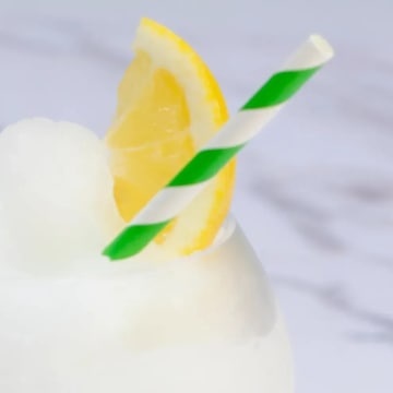Gin-Cocktail Mit Holunderbl&uuml;tensirup