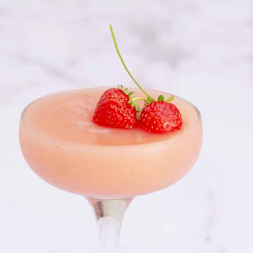 Frozen Strawberry Ros&eacute;