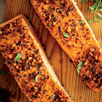 Lemon Cajun-Spiced Salmon With Asparagus & Mushroom