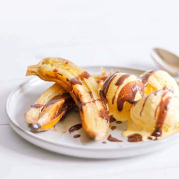 Smokey Caramel & Chocolate Bananas