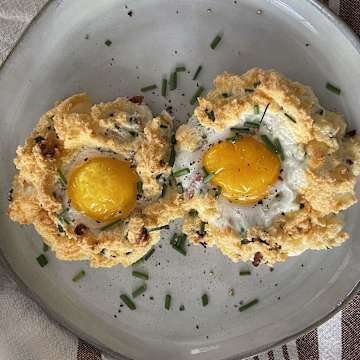 Parmesan and Bacon Cloud Egg