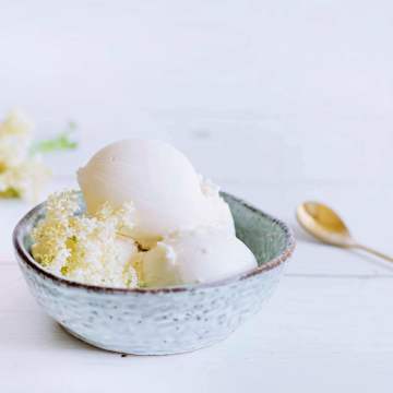 Vegan Elderflower Ice Cream