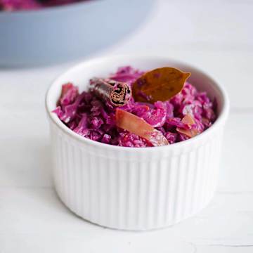 Spiced Braised Red Cabbage With Apple