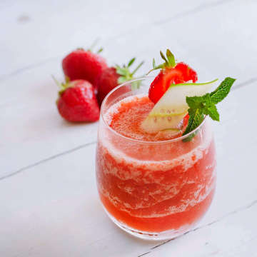 Infused Gin & Strawberry Crush