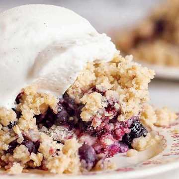 Summer Berry Crisp