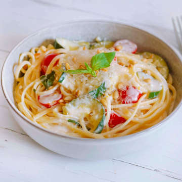 Courgette & Creamy Feta Linguine