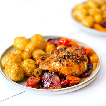 Spanish Chicken Traybake With Potatoes