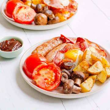 English Breakfast Traybake