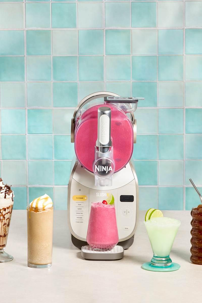 Ninja SLUSHi XL Slushie Machine in Cream
