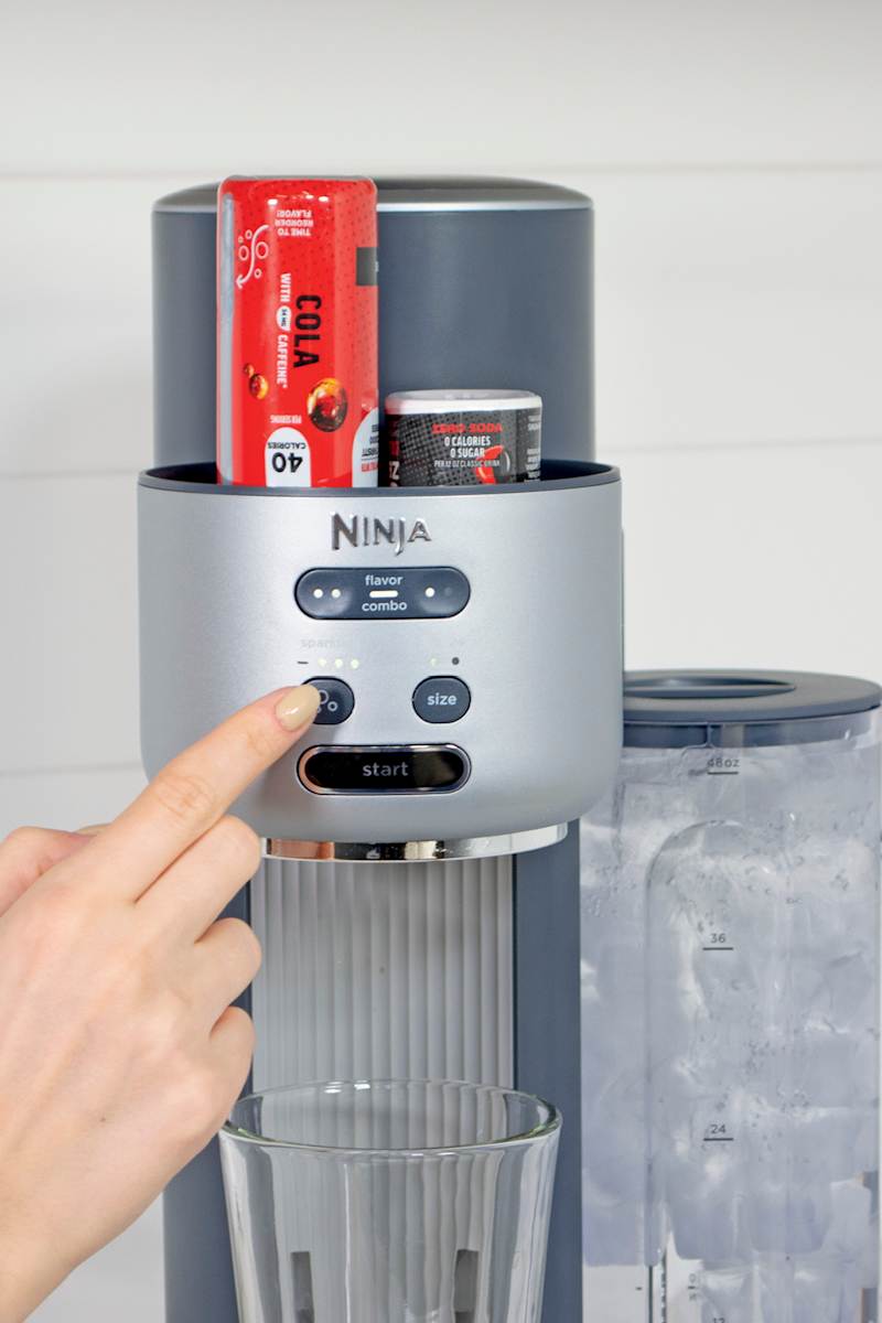 Ninja Thirsti™ Drink System & Soda Machine in Teal