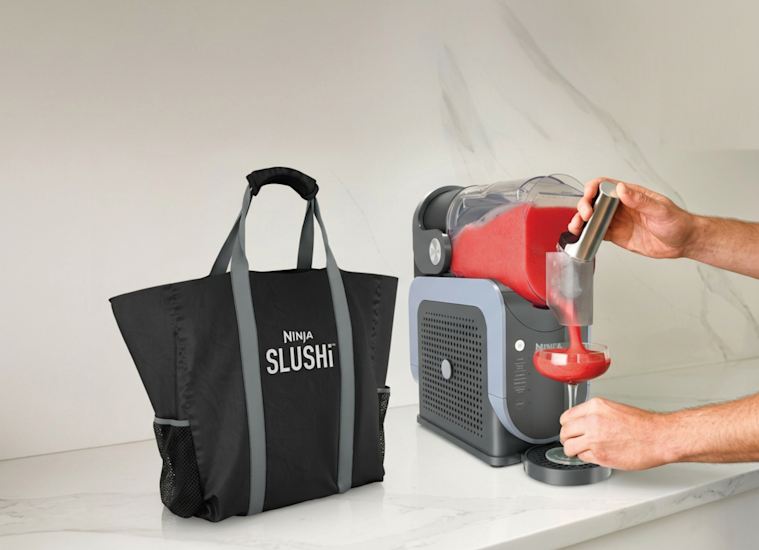 Ninja SLUSHi&trade; y SLUSHi&trade; Travel Party Tote