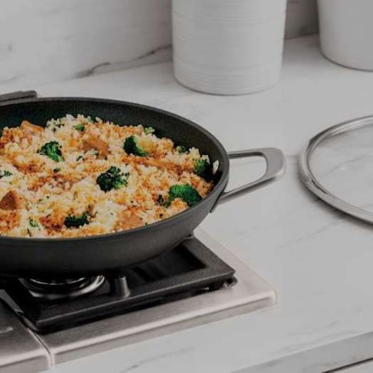 Cheesy Chicken and Broccoli Rice Casserole