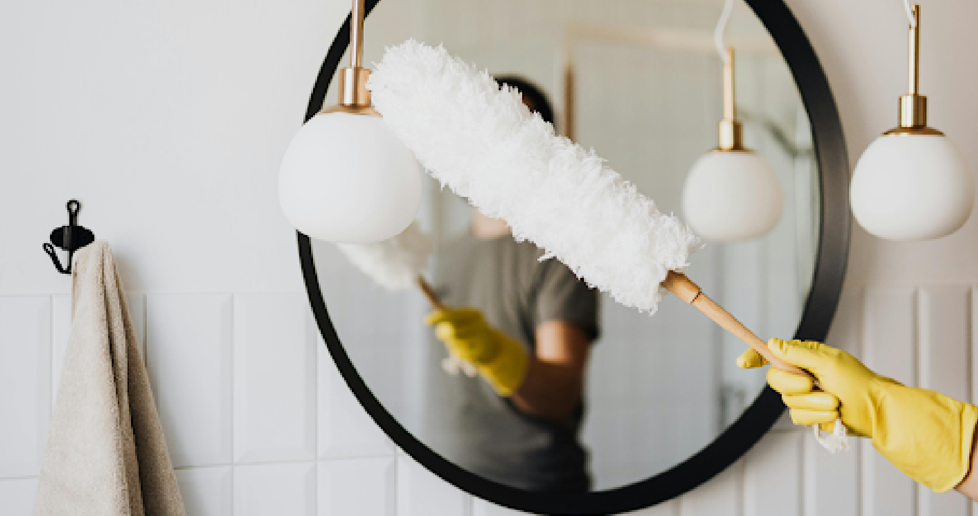 dusting mirror