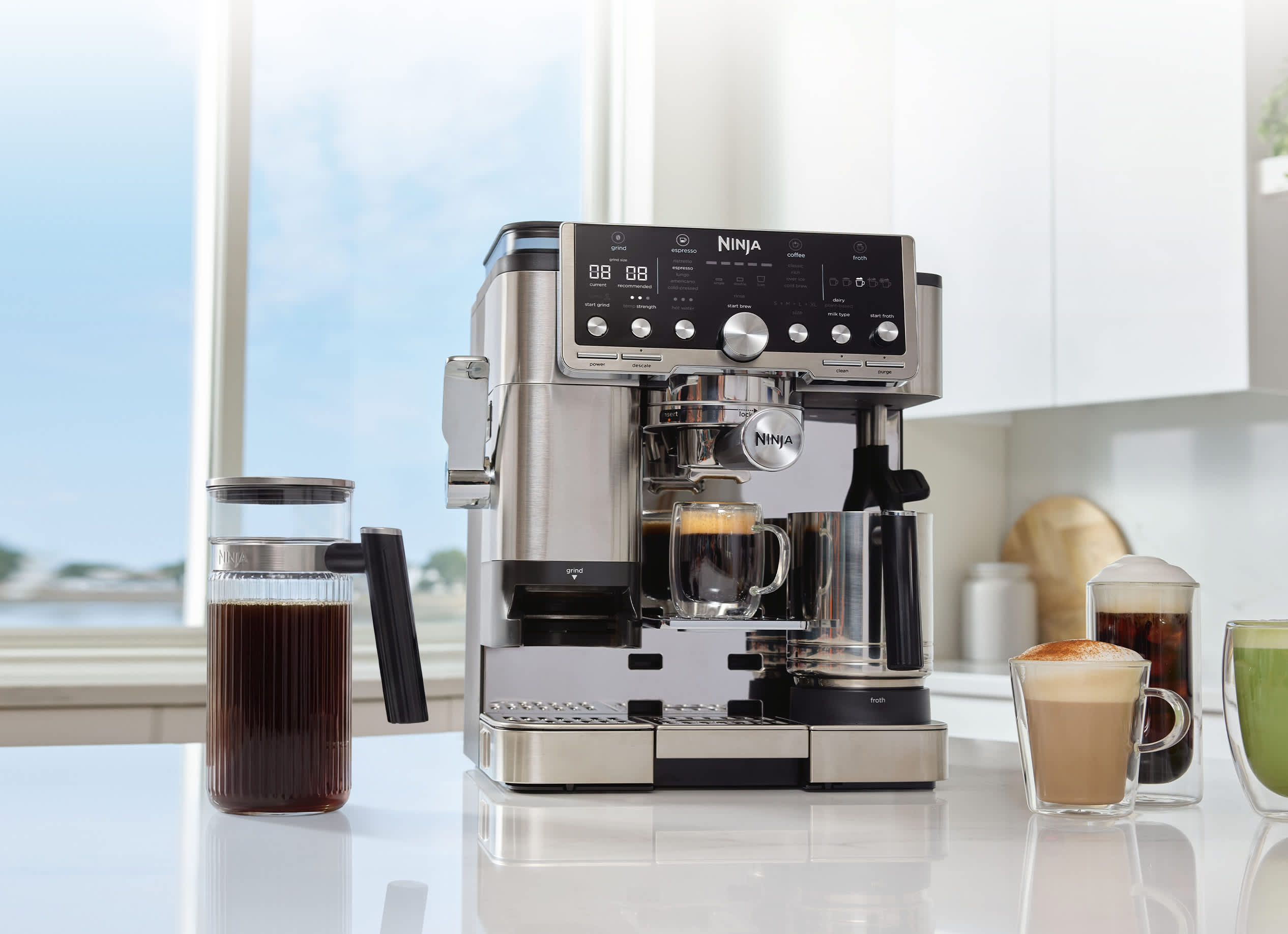 ES701EU + Carafe